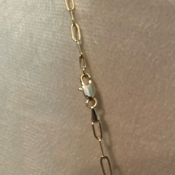 Authentic Louis Vuitton Lock and Key with Necklace - Picture 4 of 4